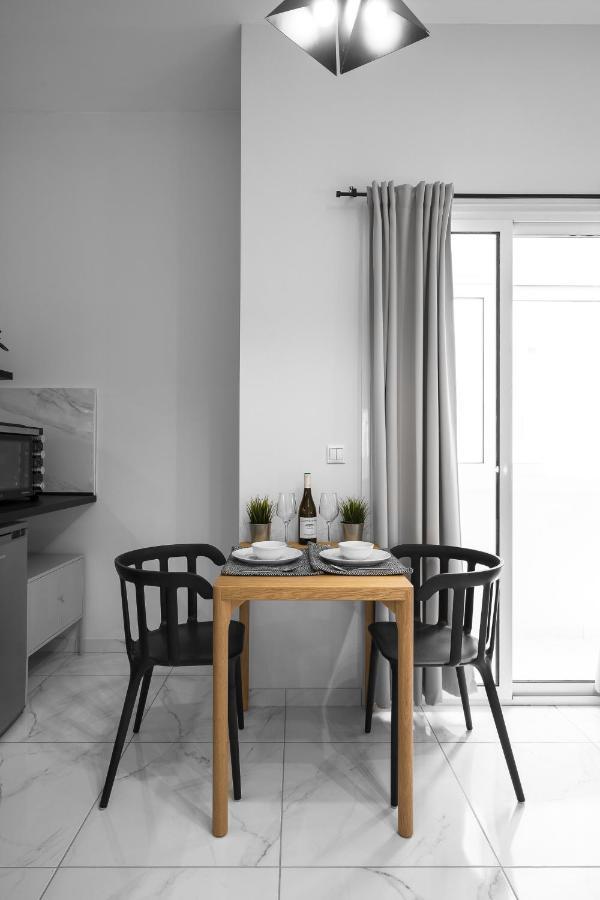 Breez Apartments, The Luxury Suites Салоники Экстерьер фото